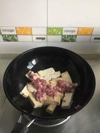 肉末豆腐的做法步骤3