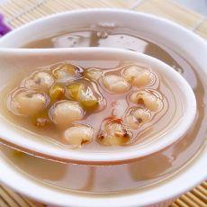 莲子绿豆薏米汤